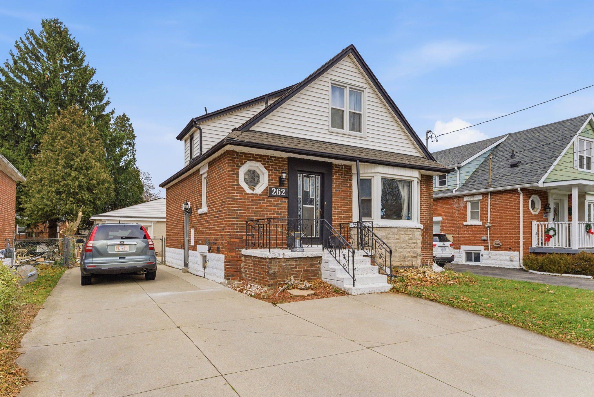 Hamilton, ON L9A 4M7,262 East 17th ST #Basement