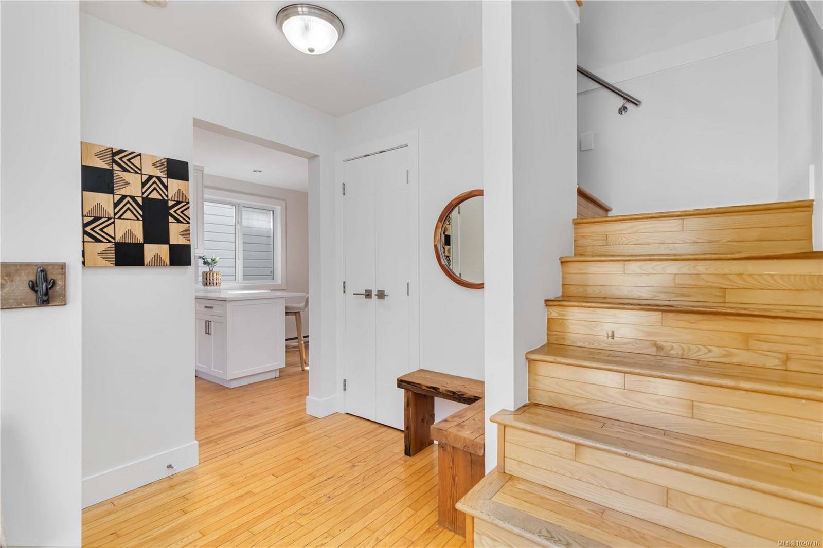 Victoria, BC V8V 2E5,126 Rendall St