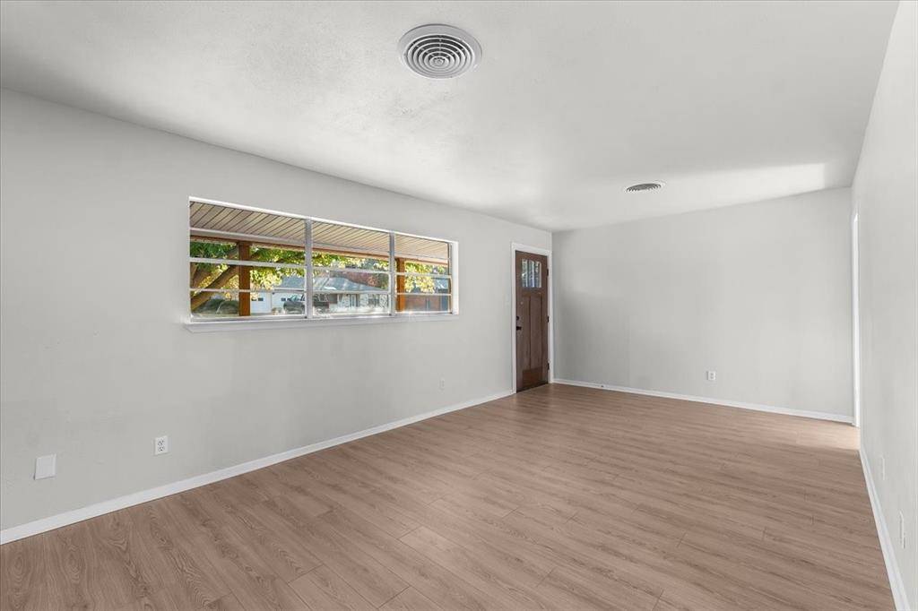 Benbrook, TX 76126,1204 John Reagan Street