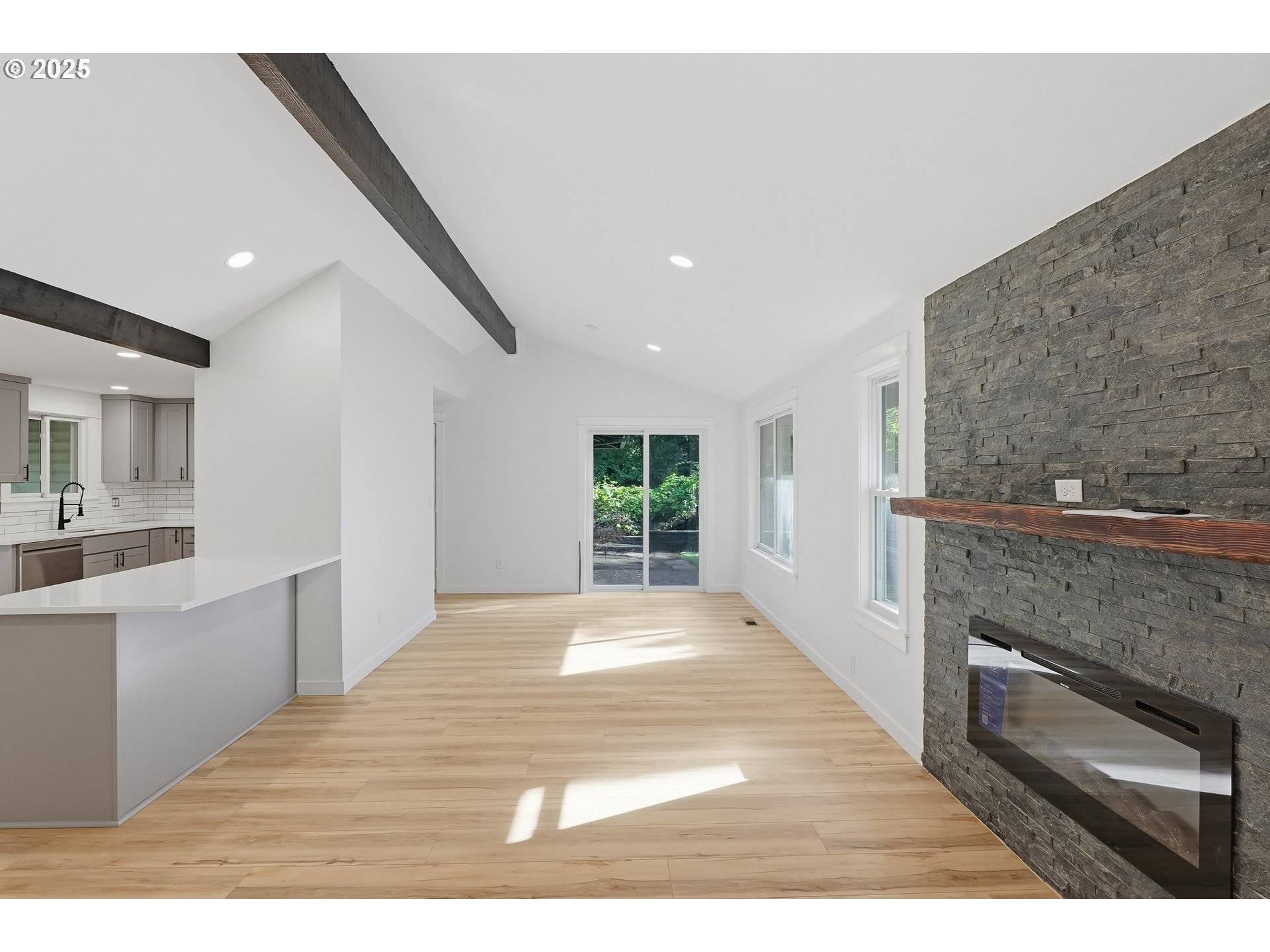 Portland, OR 97219,5810 SW VERMONT ST