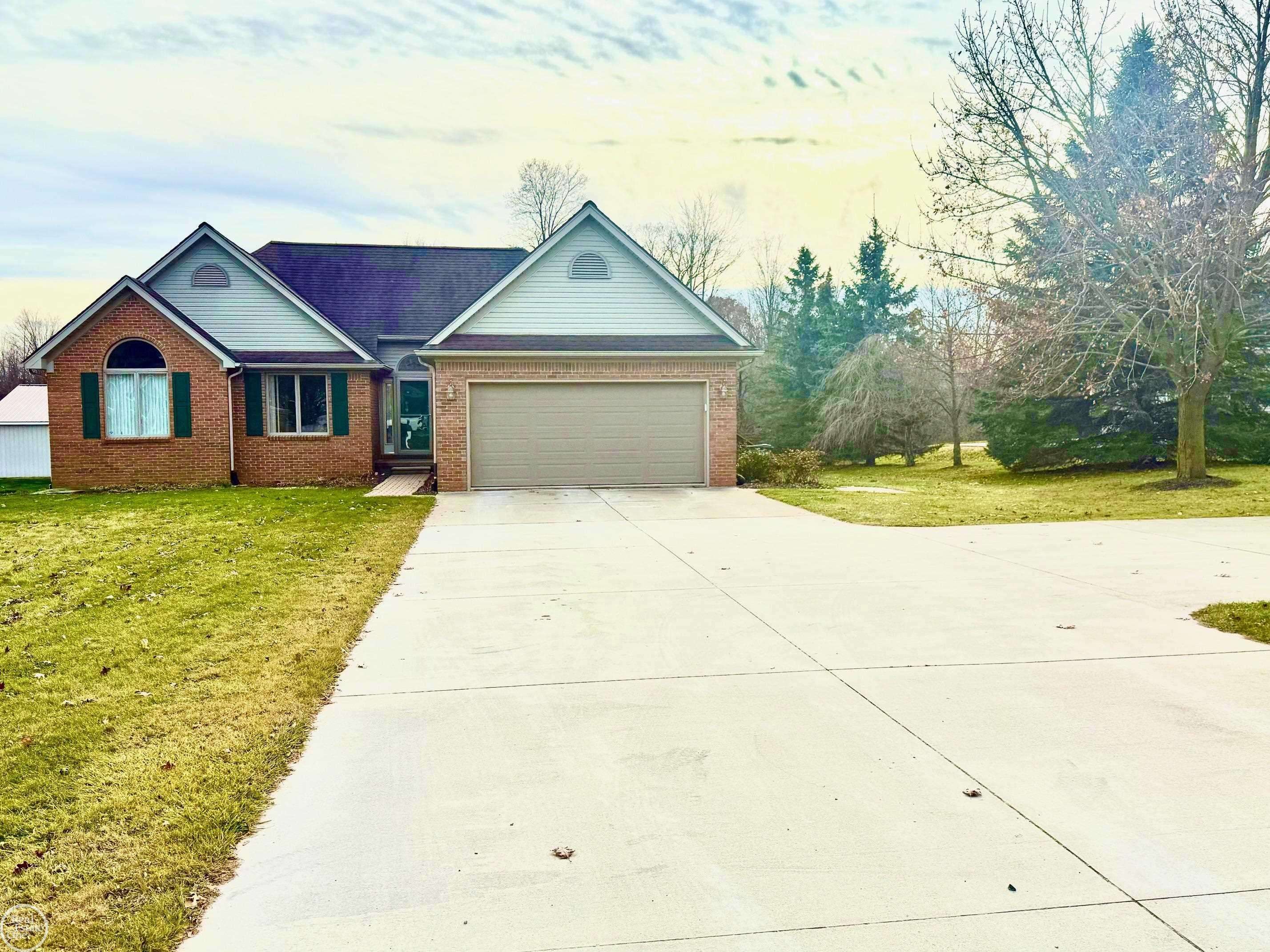 Armada, MI 48005,23720 Dayton RD