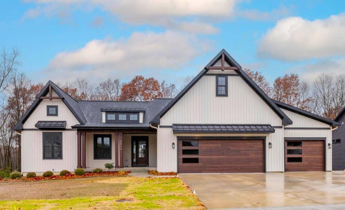 Grandville, MI 49418,776 Chancellor DR SW