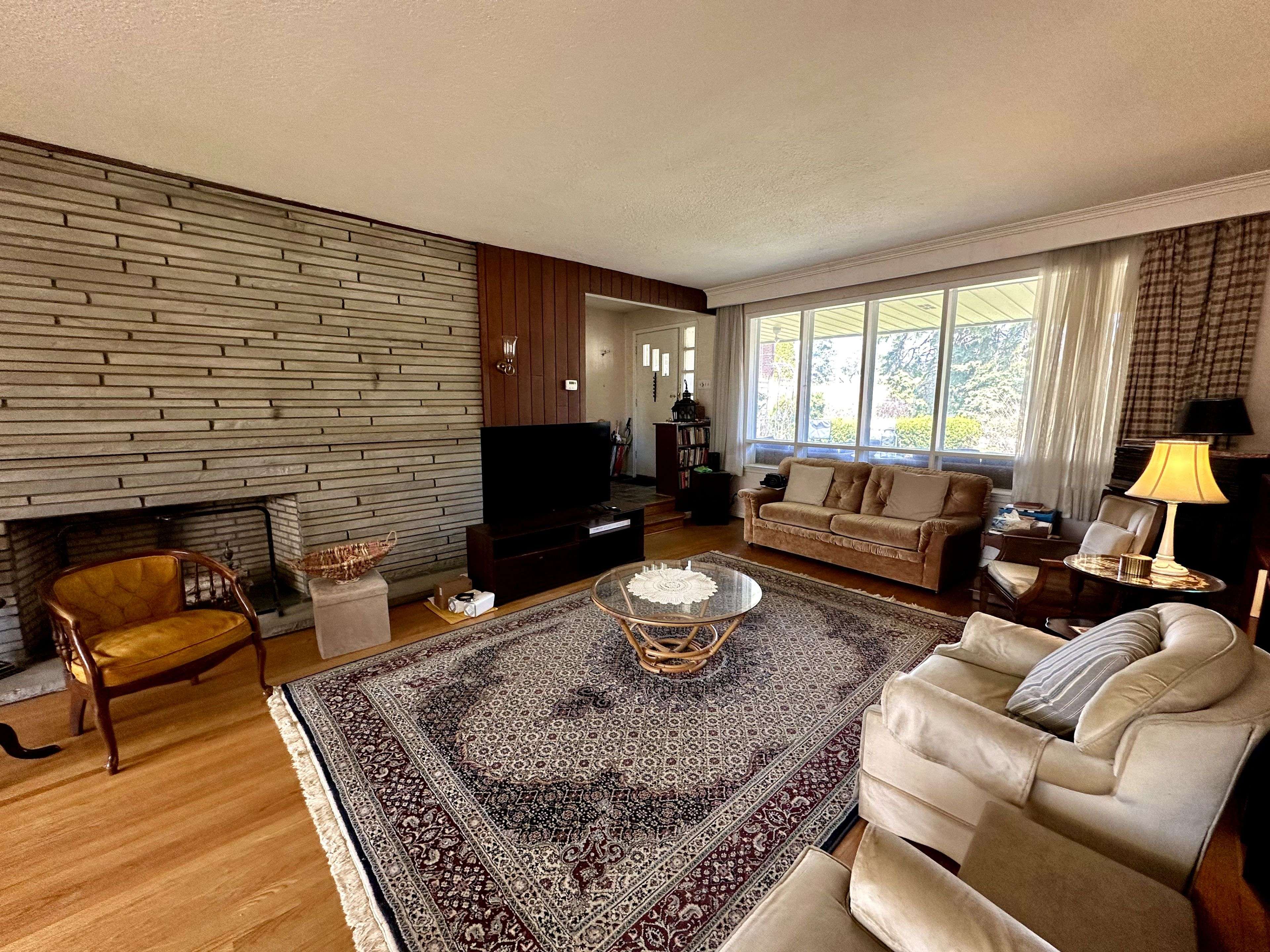 Toronto E08, ON M1M 1G4,23 Ayre Point RD