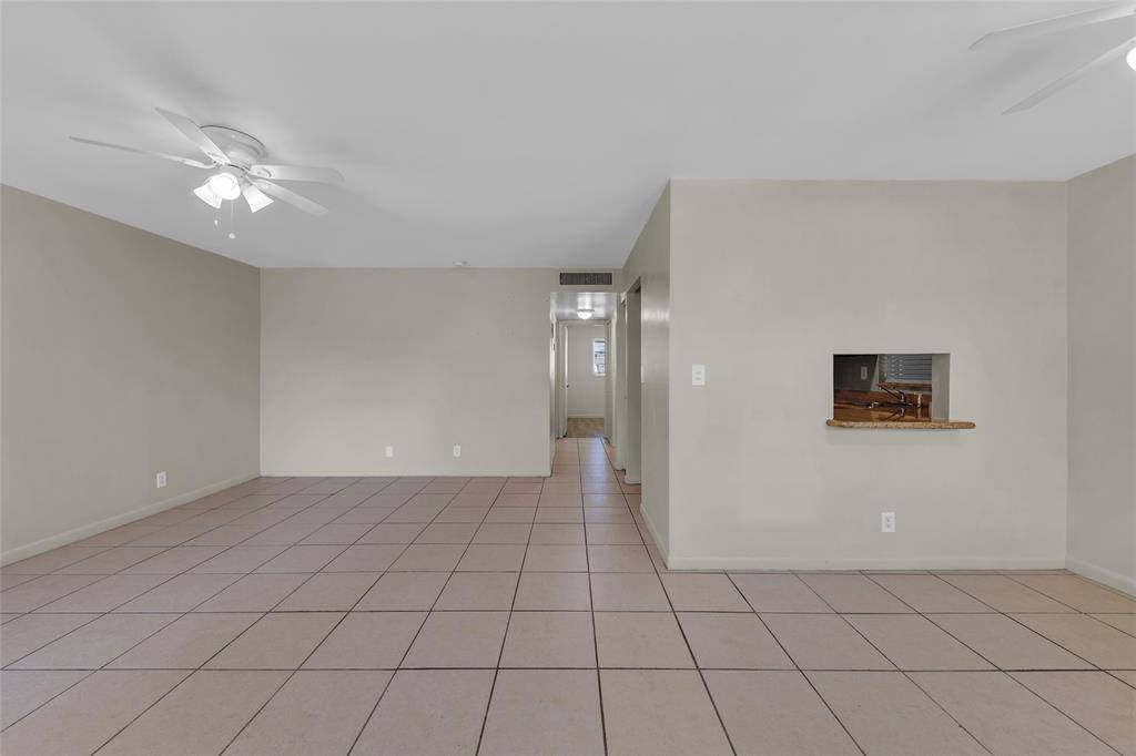 Lighthouse Point, FL 33064,2201 NE 36th St #205