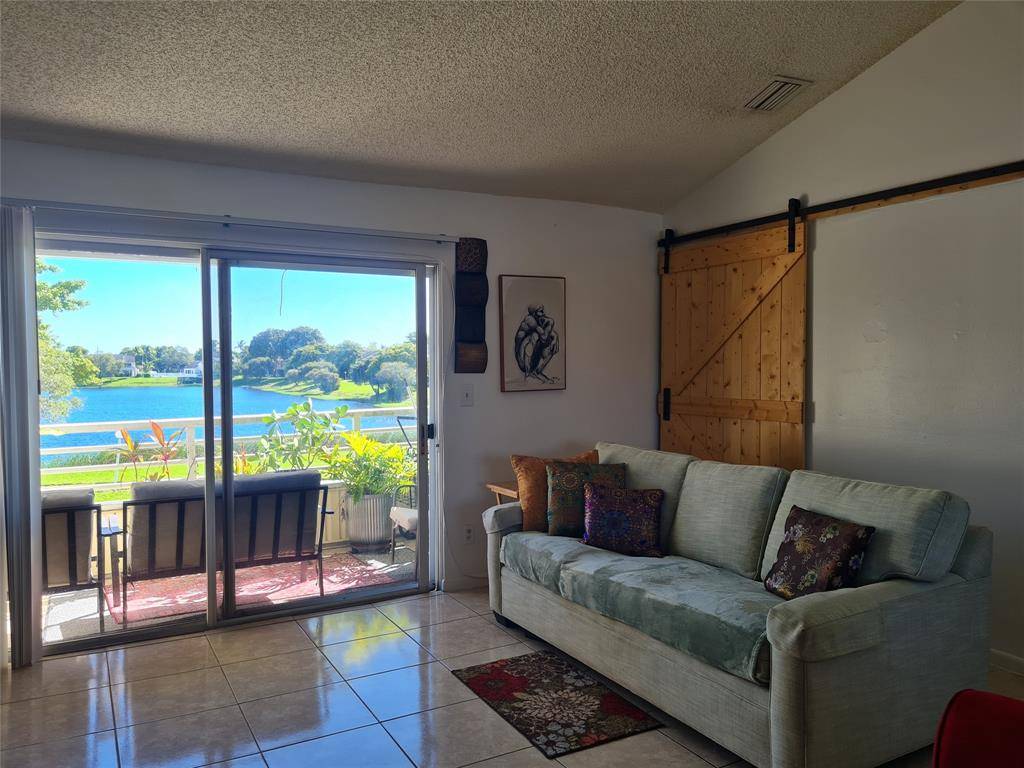 Lauderdale Lakes, FL 33309,3421 NW 44th St #203