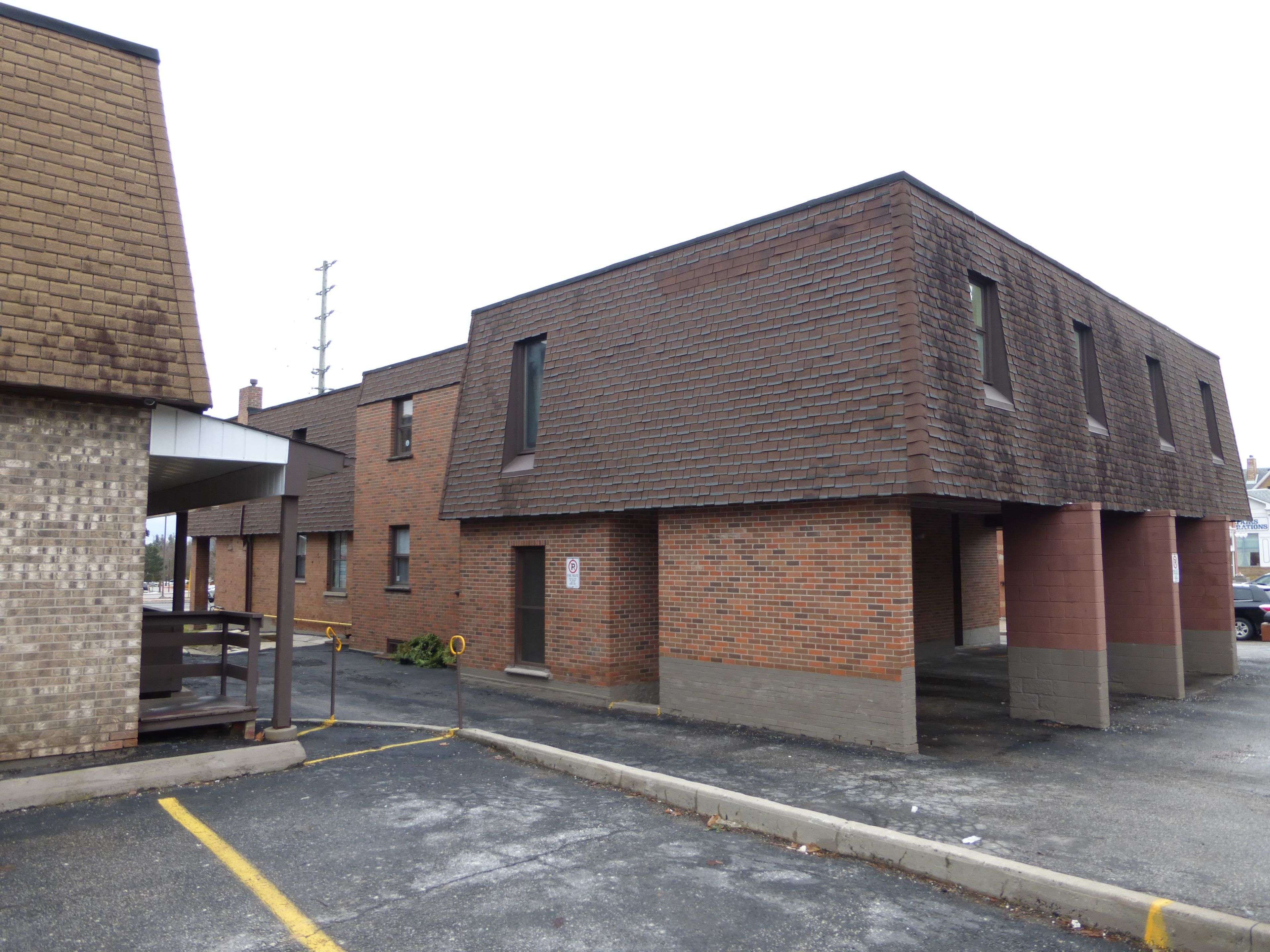 Markham, ON L3P 3A9,6060 Highway 7 E N/A #LL-B