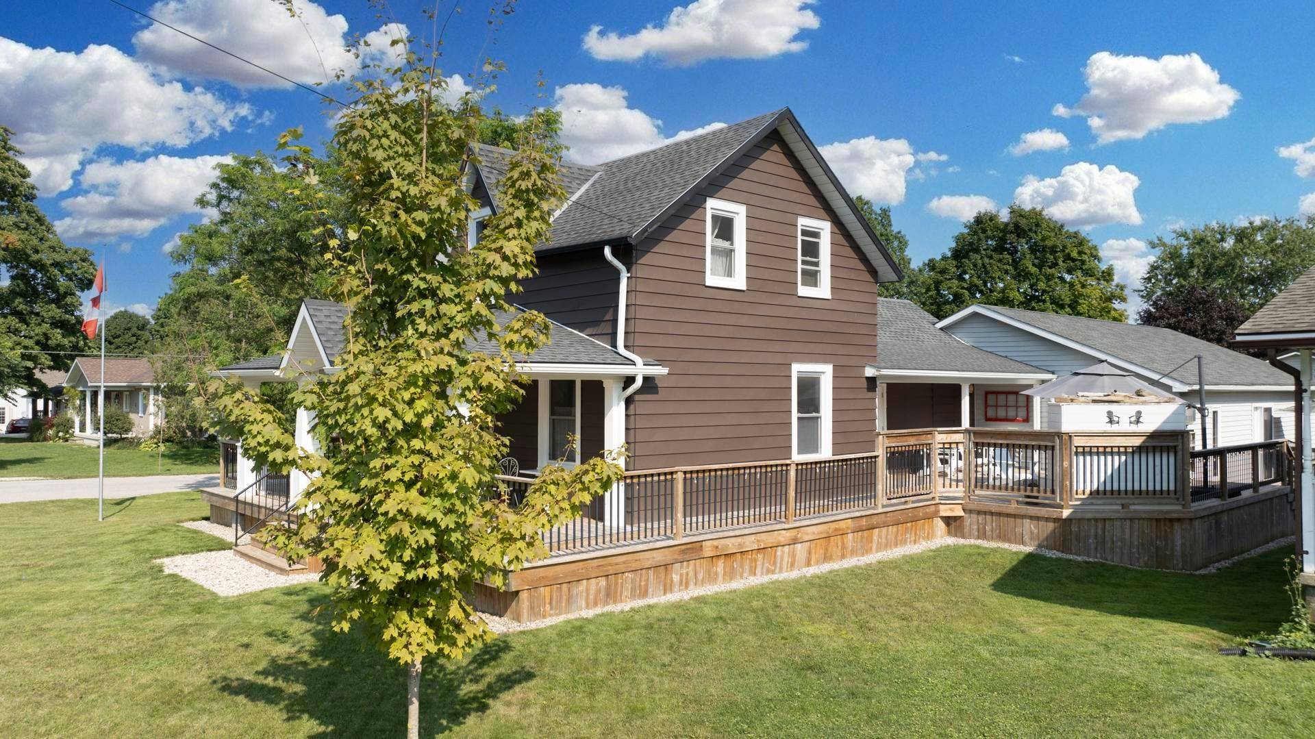 North Huron, ON N0M 1H0,273 Hamilton ST