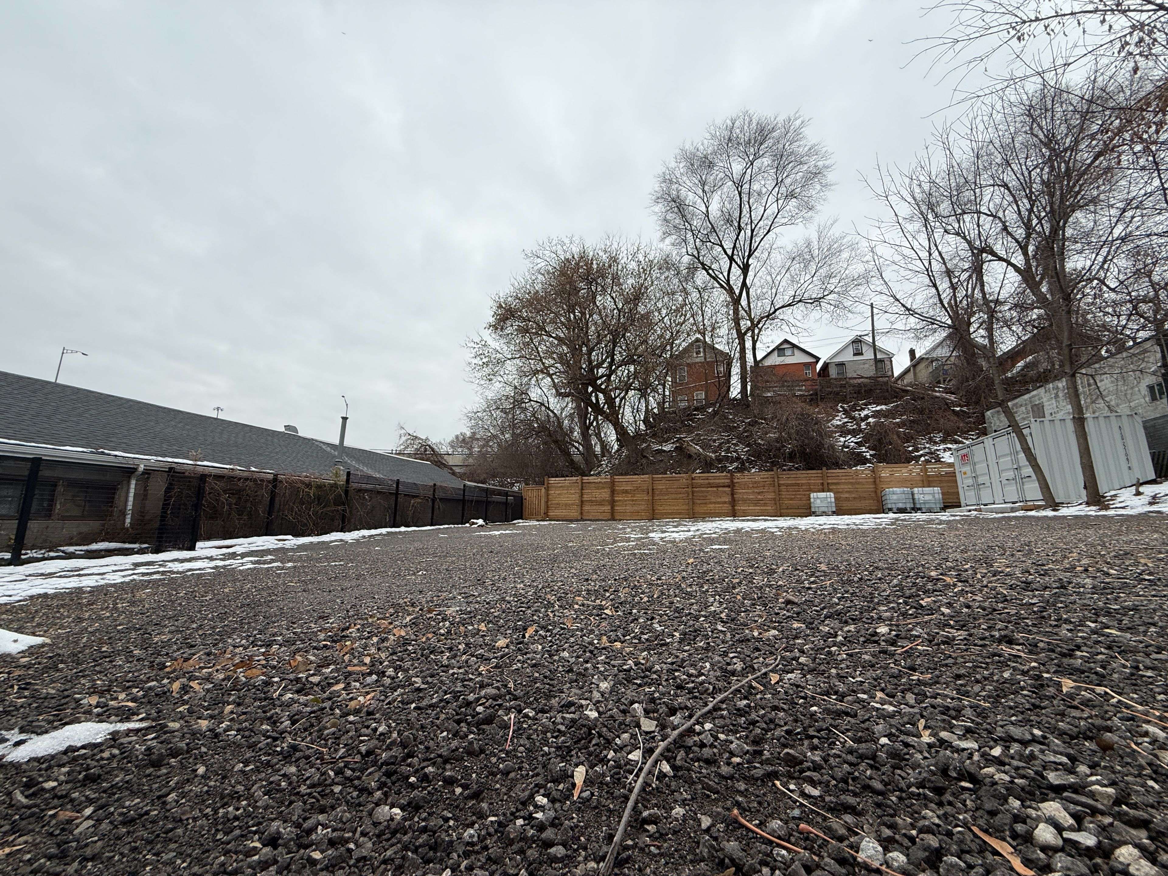 Hamilton, ON L8S 3M6,43 Glen RD