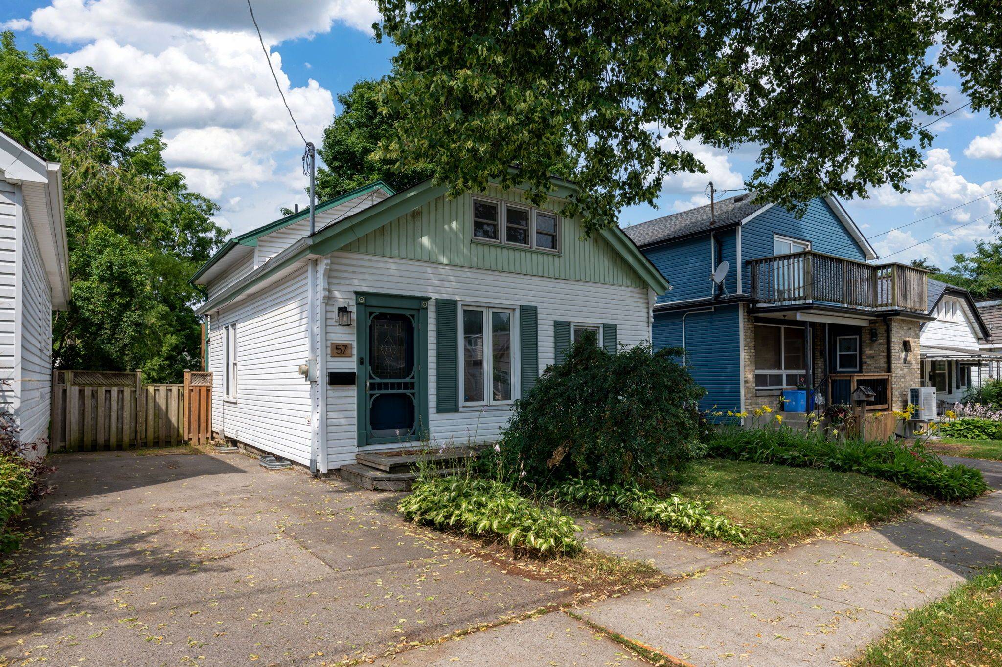 London East, ON N5Y 1Z5,57 Bedford RD