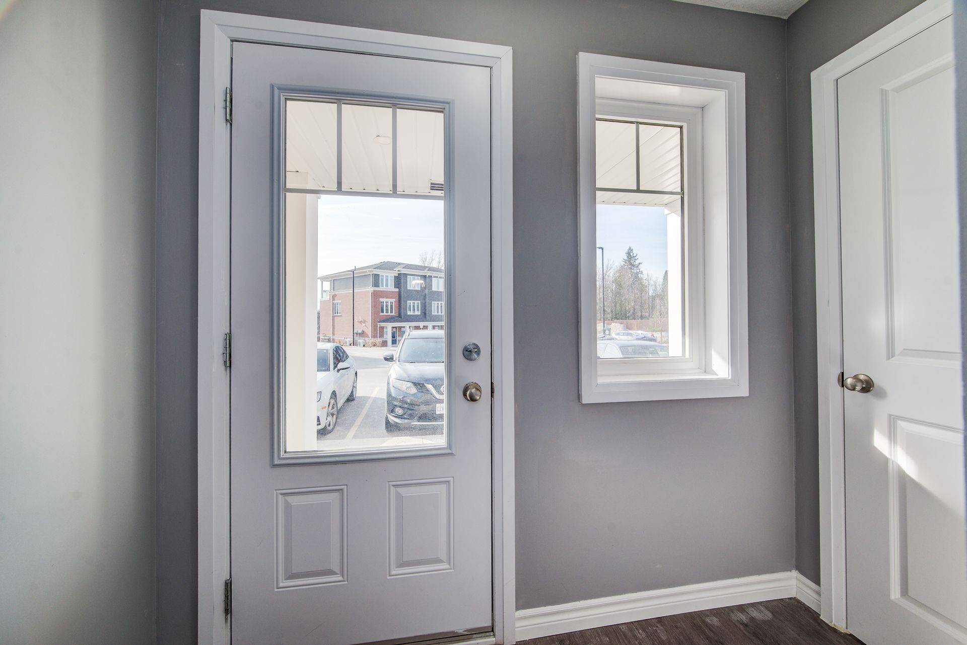 Kitchener, ON N2A 0L1,24 Morrison RD #D5