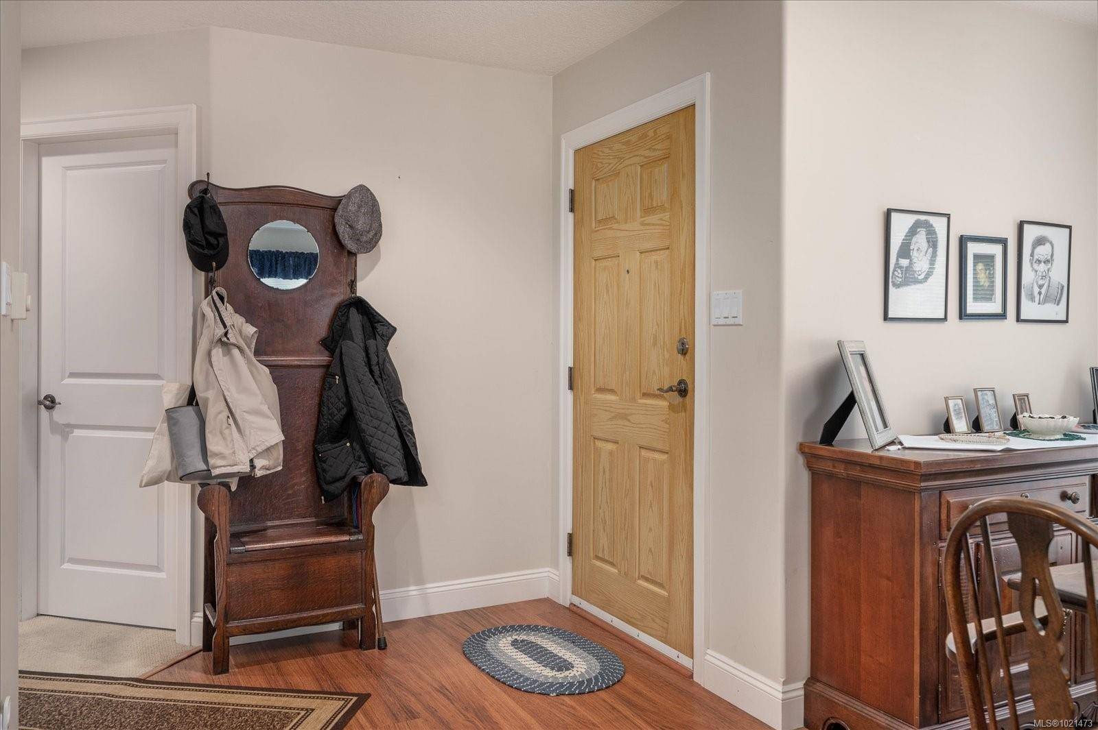 Parksville, BC V9P 1C5,340 Young St #12