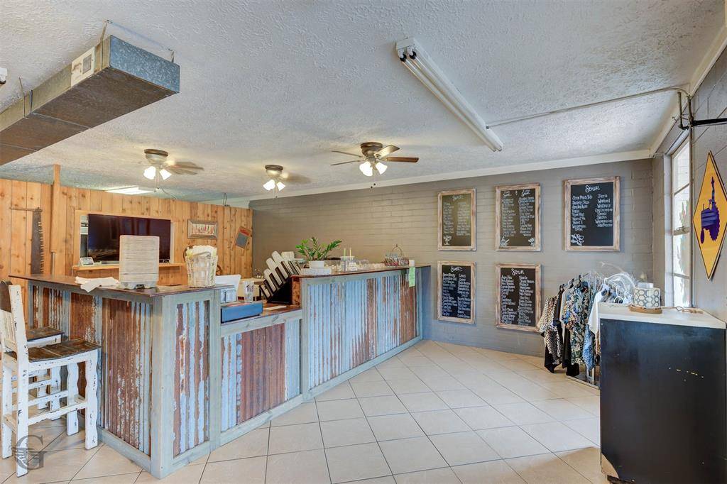 Blanchard, LA 71009,111 Main Street