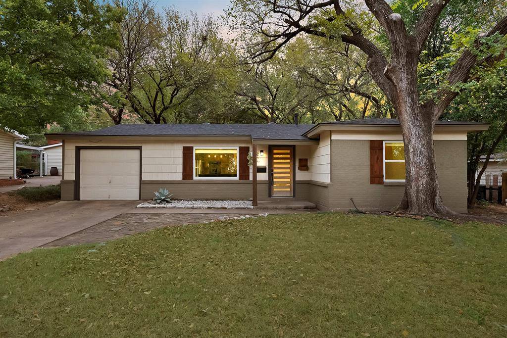 Arlington, TX 76013,1513 Ravenwood Drive