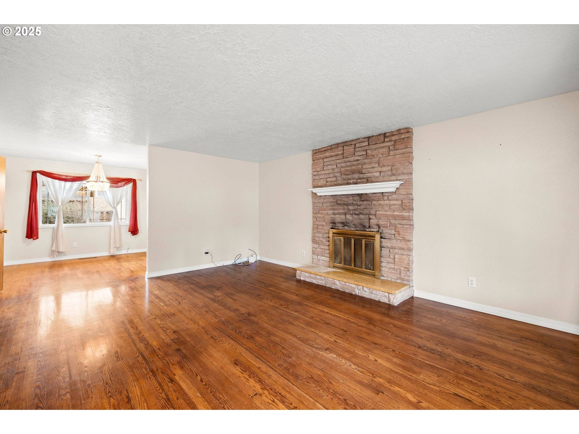 Portland, OR 97230,17705 NE MULTNOMAH DR