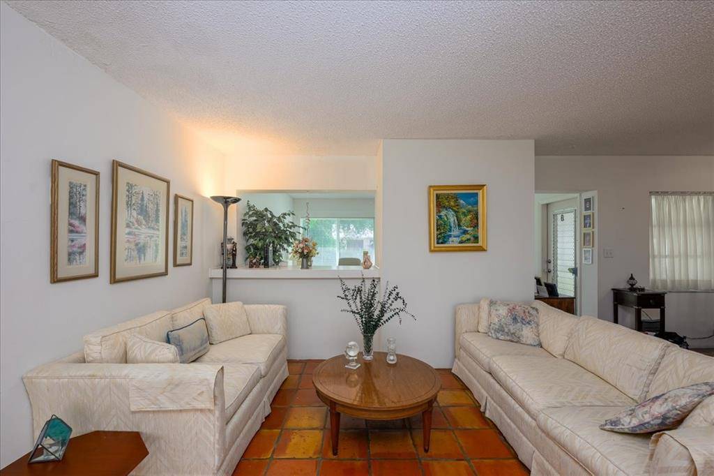 Lighthouse Point, FL 33064,2728 NE 30th St