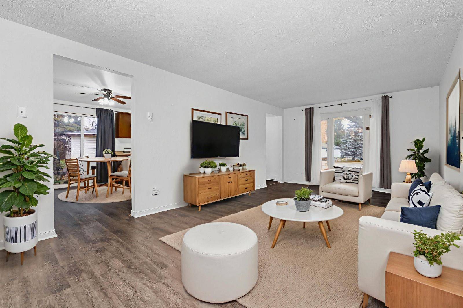 Innisfil, ON L0L 1L0,8 Maple Leaf TER