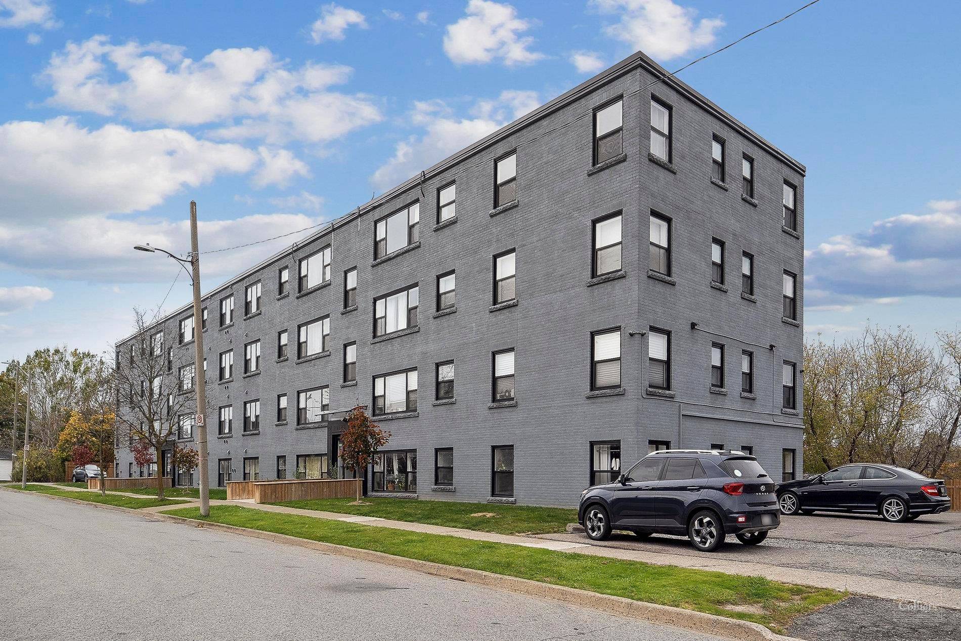 St. Catharines, ON L2P 2T1,17-19 Collier ST