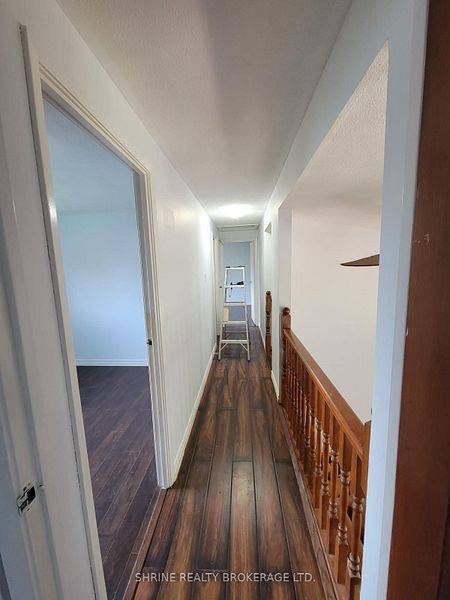 London East, ON N5V 3L8,5 CAPRICE CRES