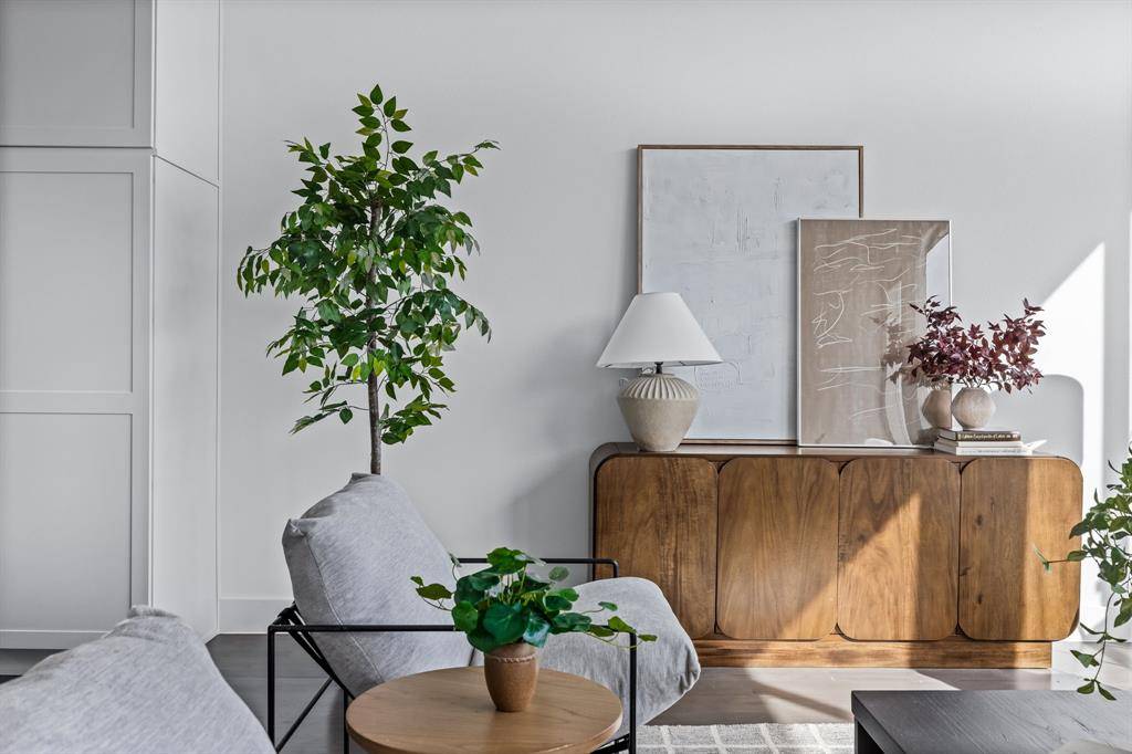 Dallas, TX 75206,2317 Moser Avenue #102