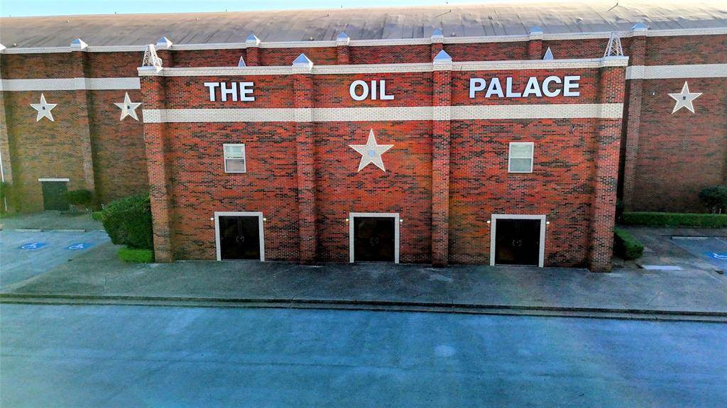 Tyler, TX 75707,10408 State Highway 64 E