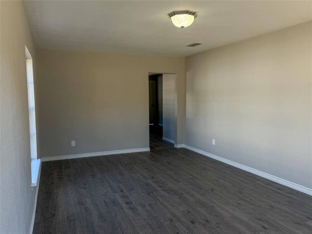 Mount Pleasant, TX 75455,2410 N Jefferson