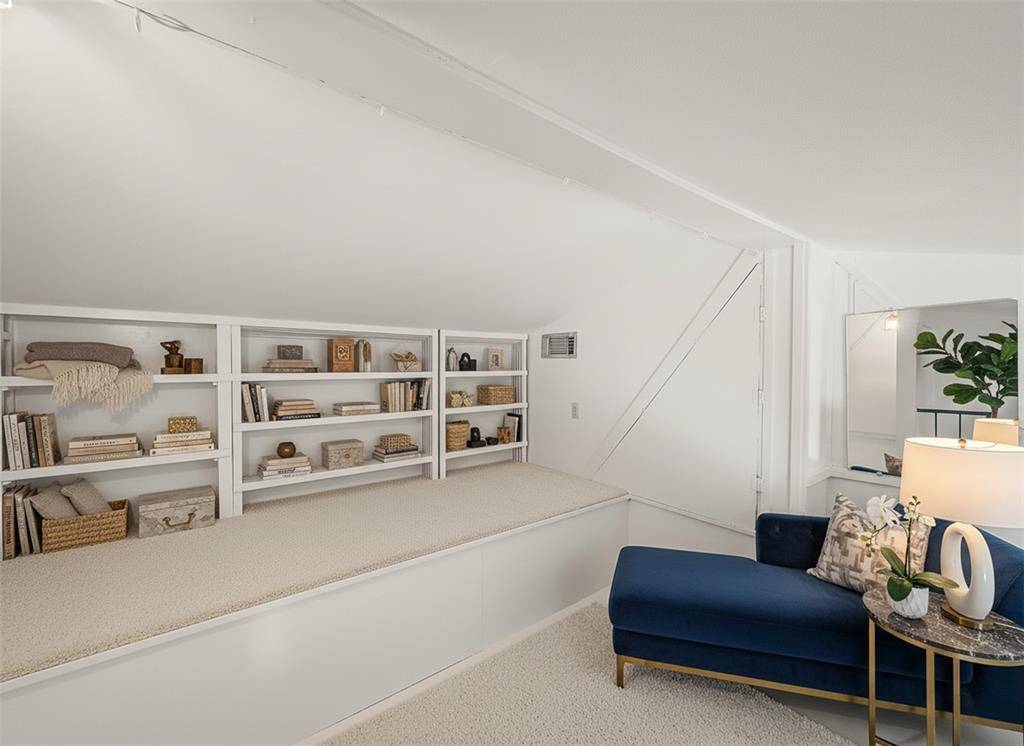 Dallas, TX 75248,6639 Roundrock Road