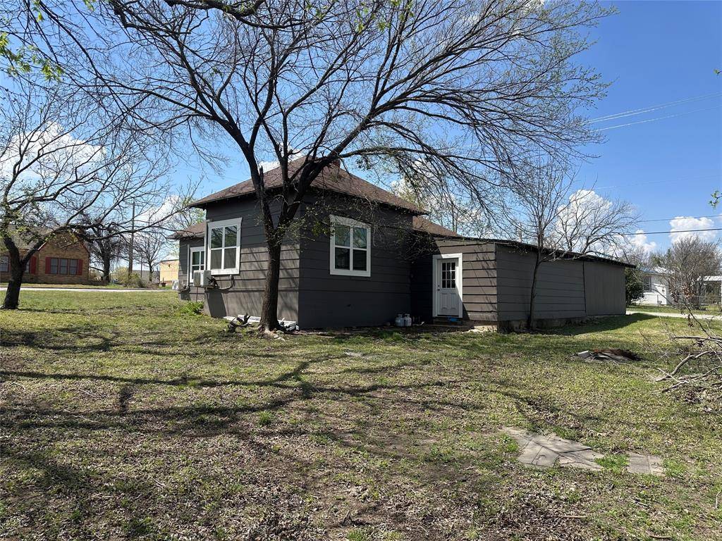 Hamilton, TX 76531,801 E Gentry