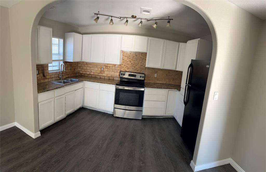 Dallas, TX 75216,3846 Sonora Avenue