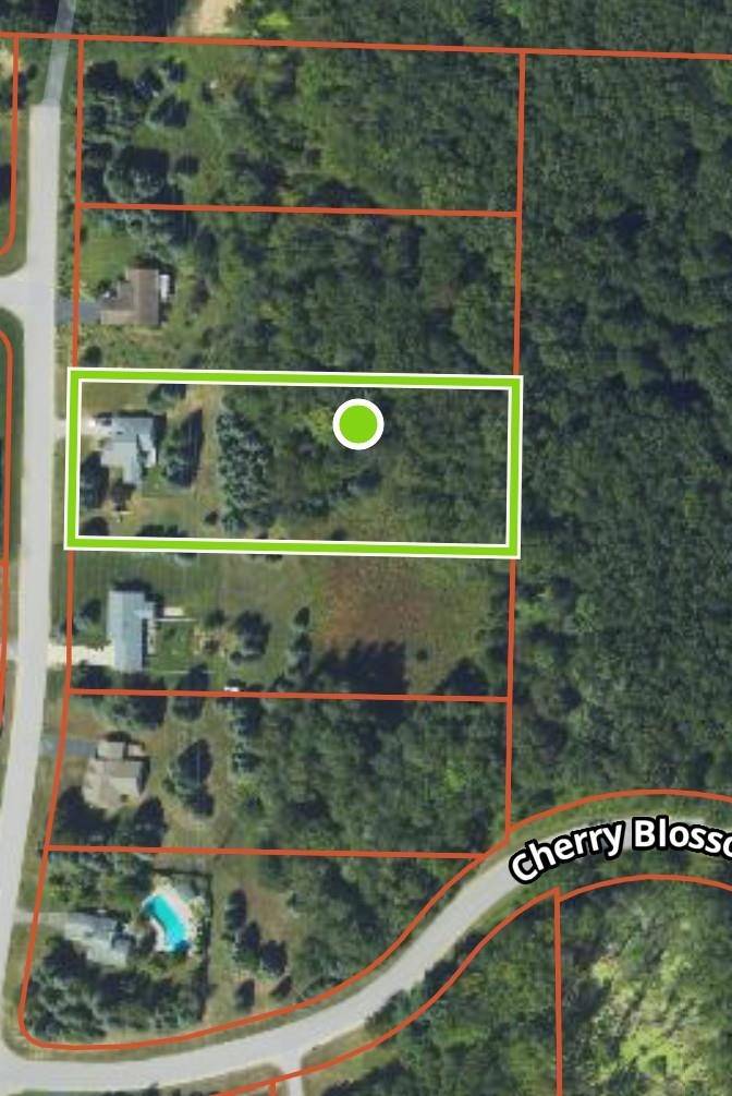 Traverse City, MI 49685,835 Mulberry DR