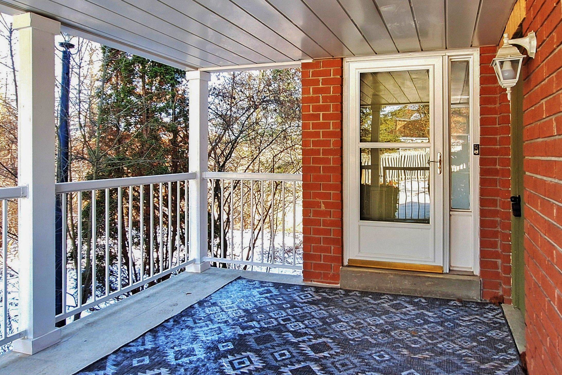 Newmarket, ON L3Y 8R2,511 Winkworth CT