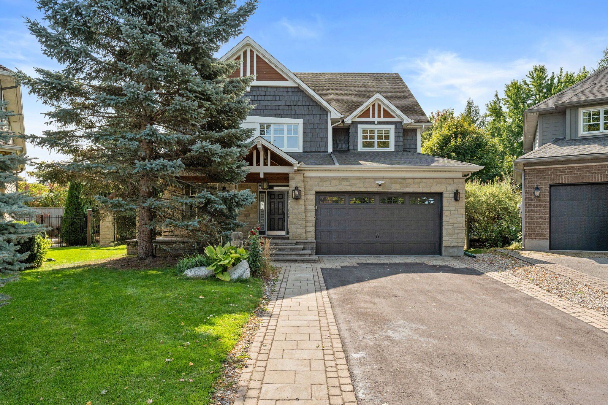 Kanata, ON K2K 3H6,60 Ironside CT