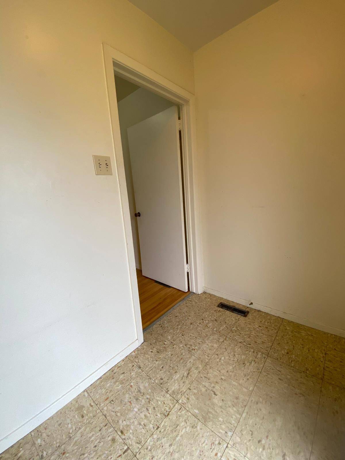 North Bay, ON P1A 2Z8,460 Lake Heights RD #17