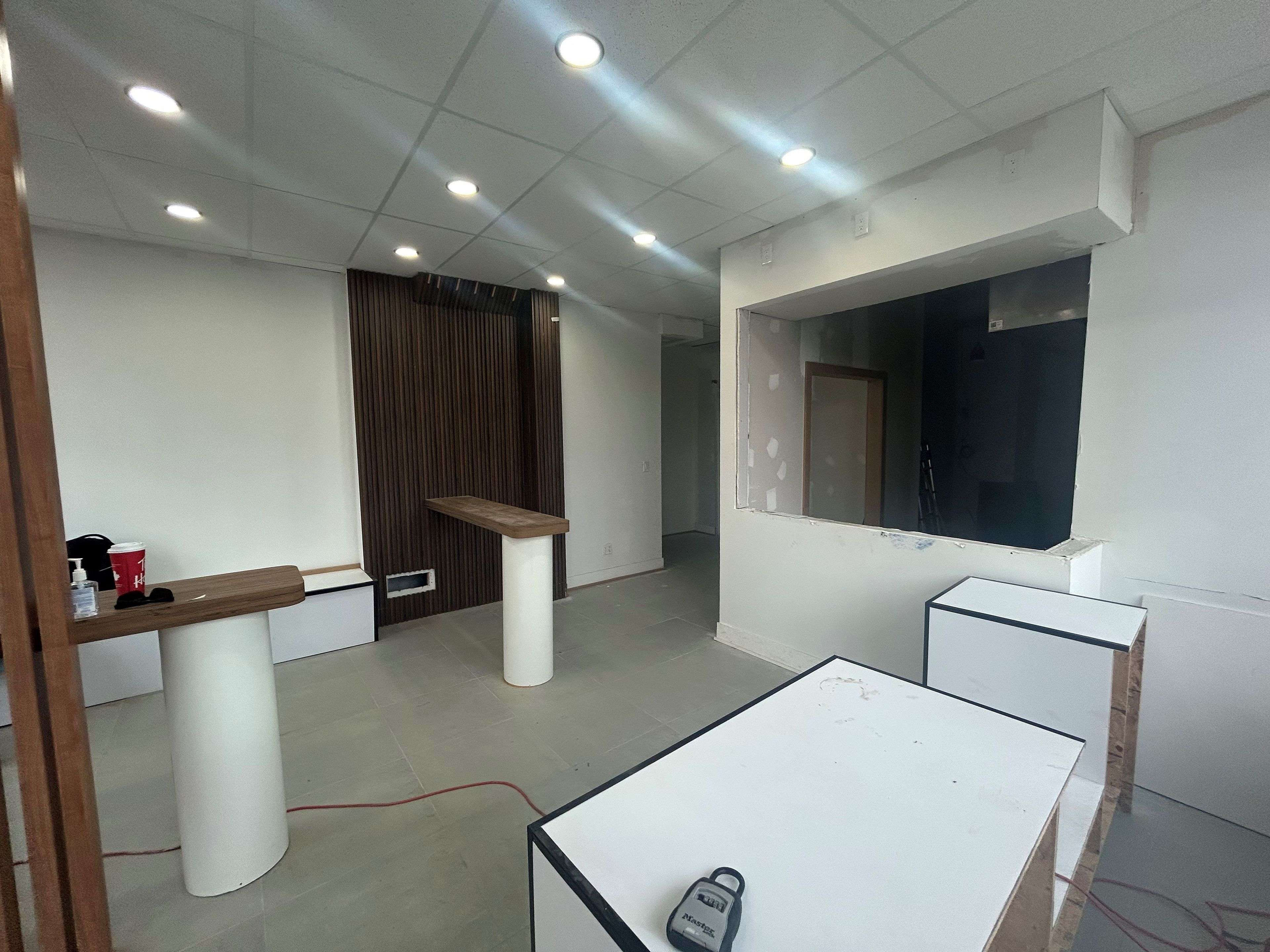 Hamilton, ON L8V 1A7,537 Concession ST