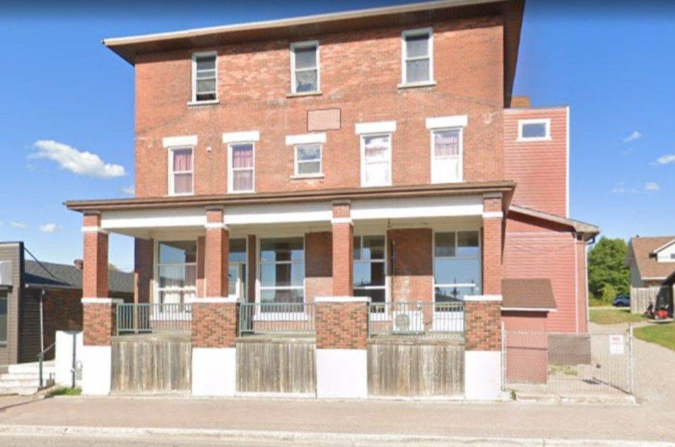 Powassan, ON P0H 1Z0,532 Main ST