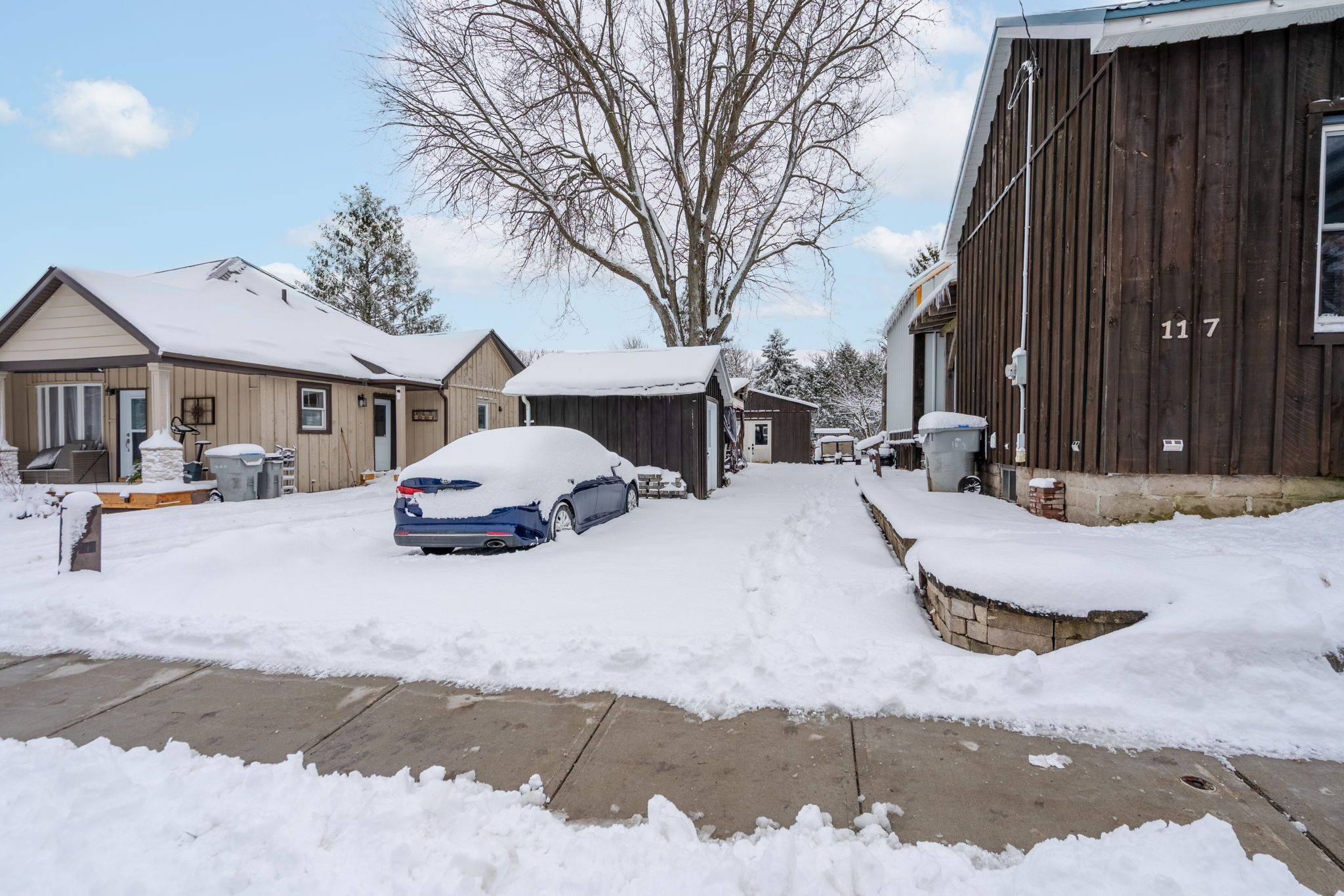 Lucan Biddulph, ON N0M 2J0,117 Alice ST