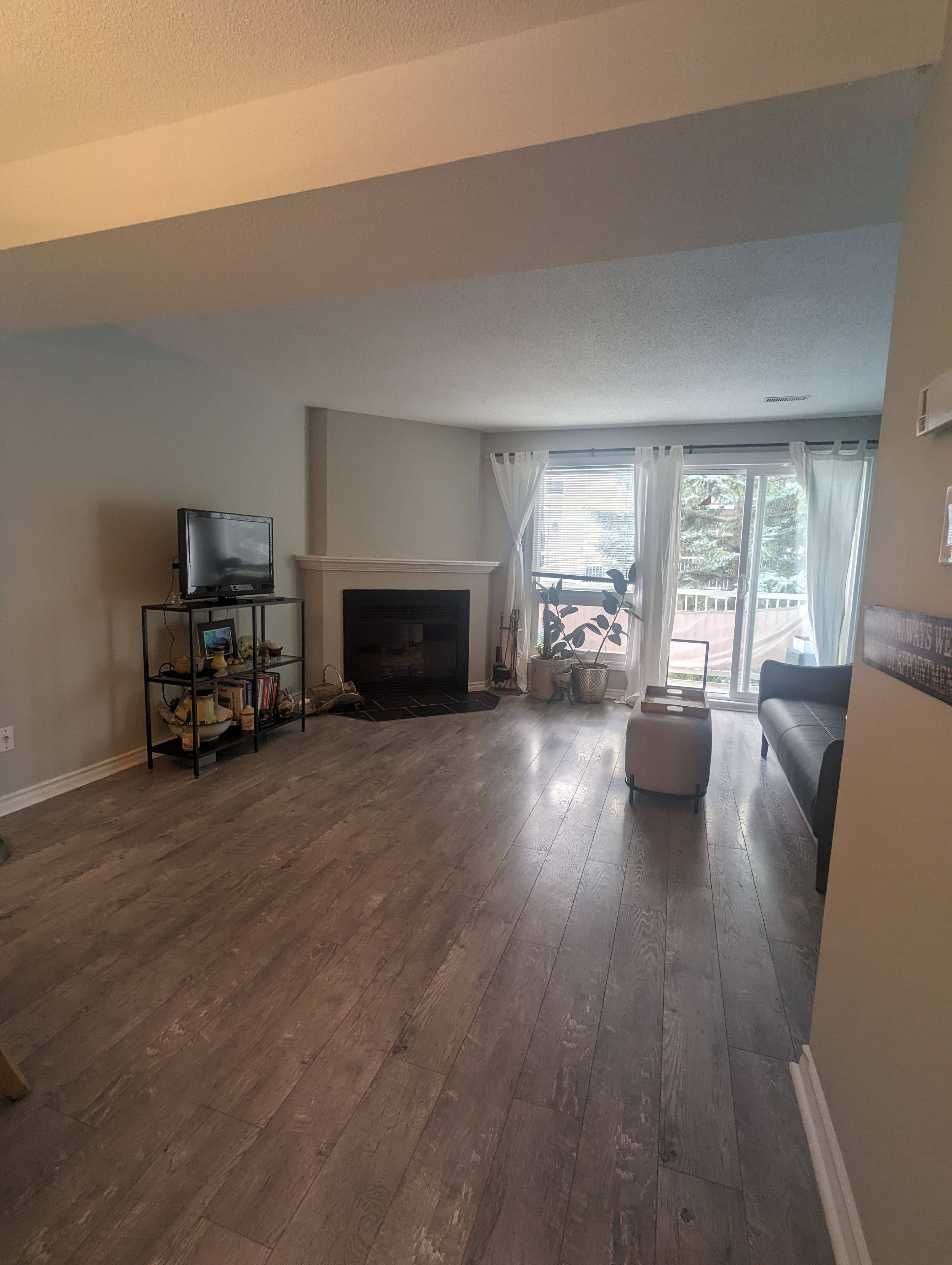 Orleans - Convent Glen And Area, ON K1C 7H9,6010 Red Willow DR #17B