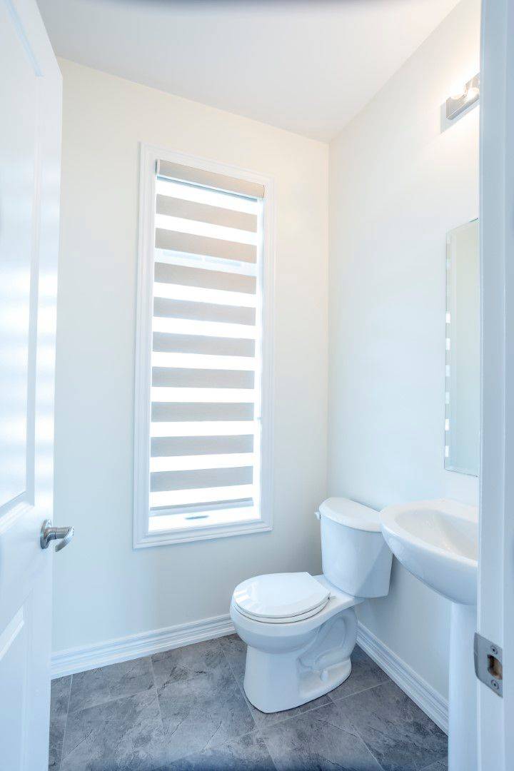 Quinte West, ON K0K 1L0,18 East Vista TER