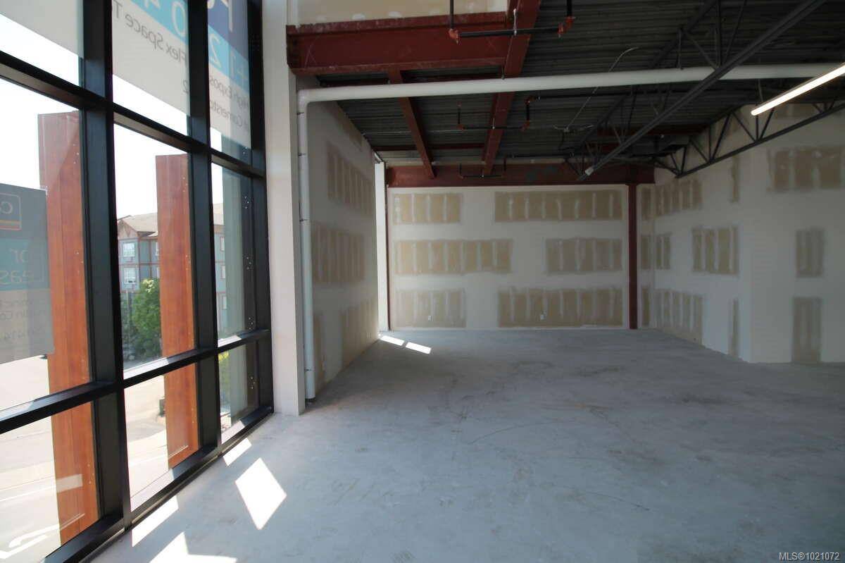 Langford, BC V9B 6W5,832 McCallum Rd #201