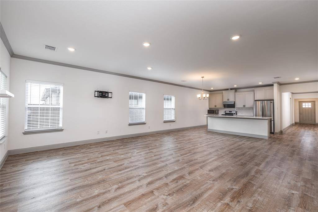 Lavon, TX 75166,342 Chase Creek Drive