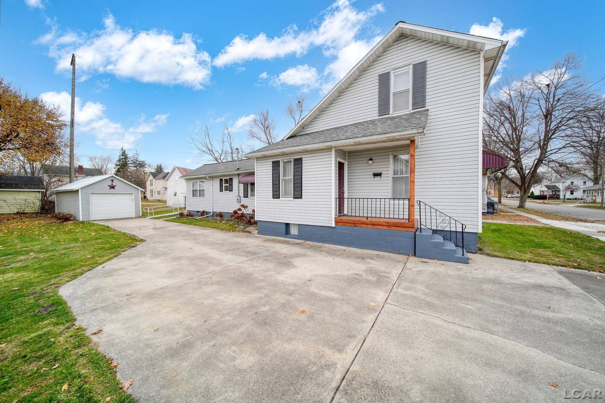 Morenci, MI 49256,202 E Locust RD