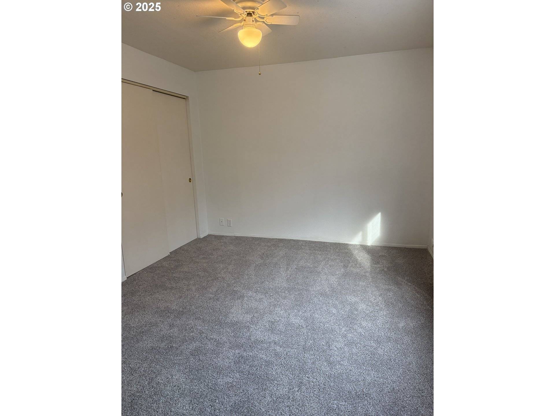 Portland, OR 97230,18989 NE Marine DR #26