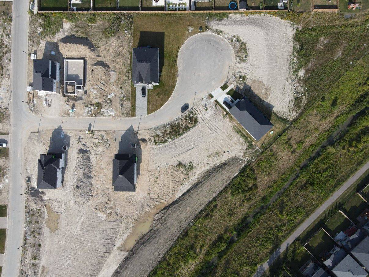 London North, ON N6G 0Z8,1374 Shields PL