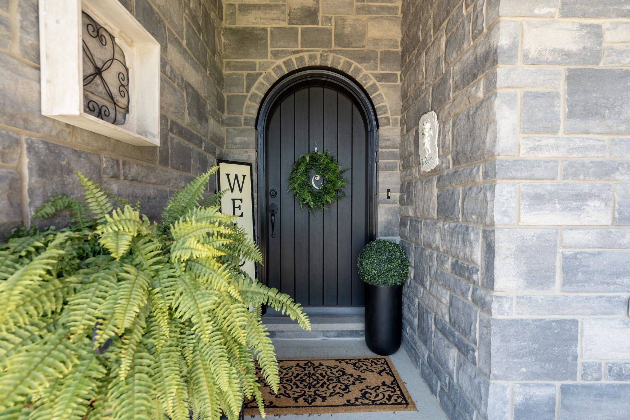 Strathroy-caradoc, ON N7G 3H3,161 Collins WAY