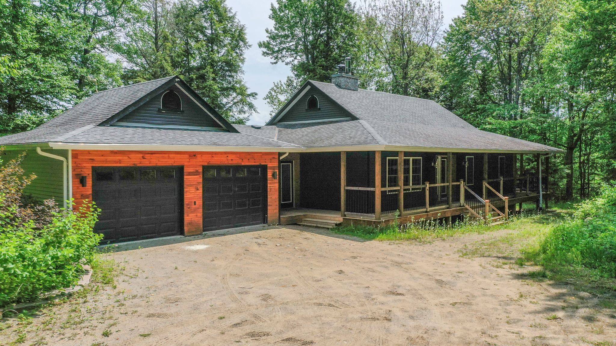 Lake Of Bays, ON P1H 2J6,1420 Limberlost RD