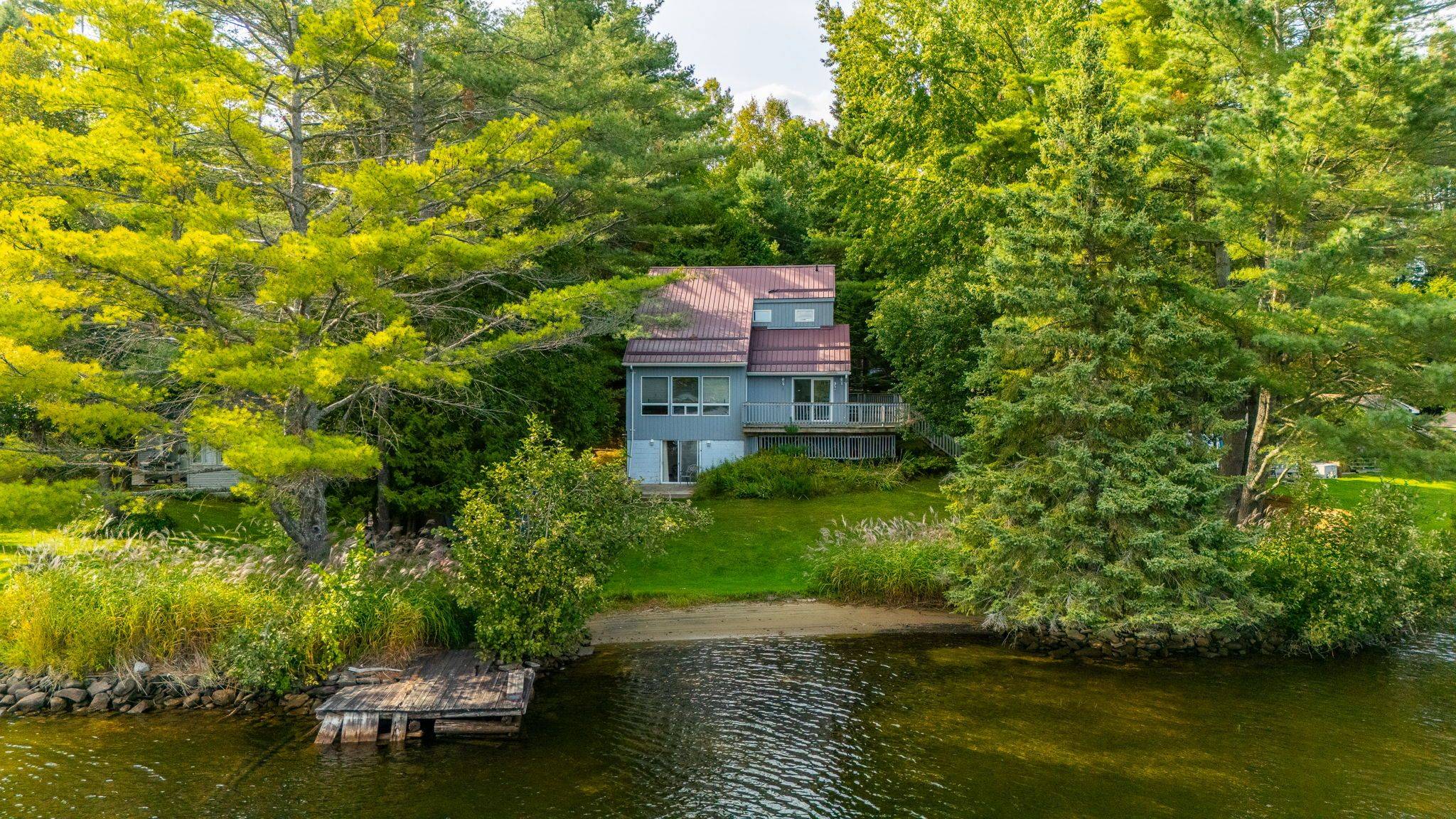 Minden Hills, ON K0M 2K0,1080 Petticoat LN