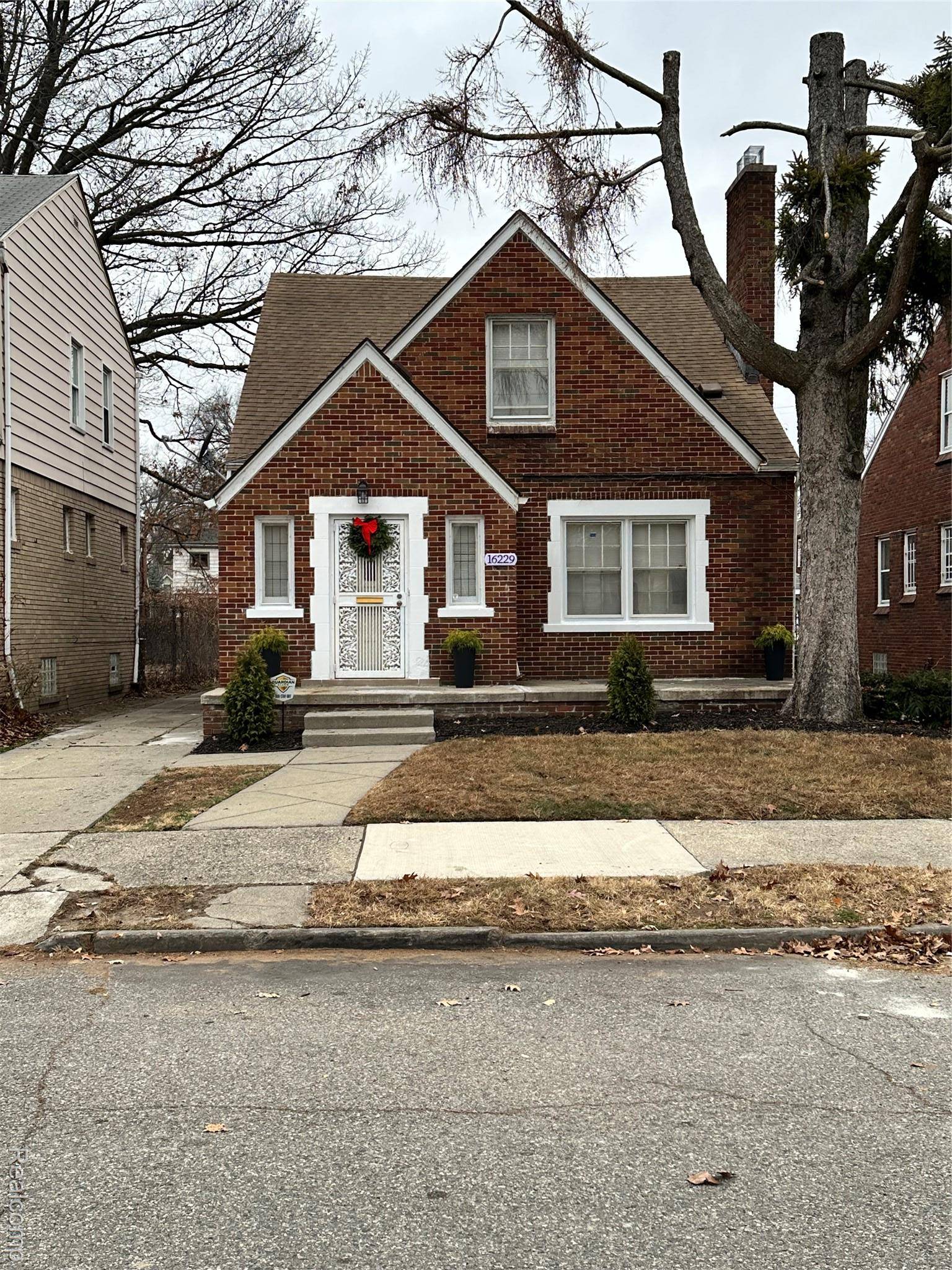 Detroit, MI 48235,16229 Stansbury ST
