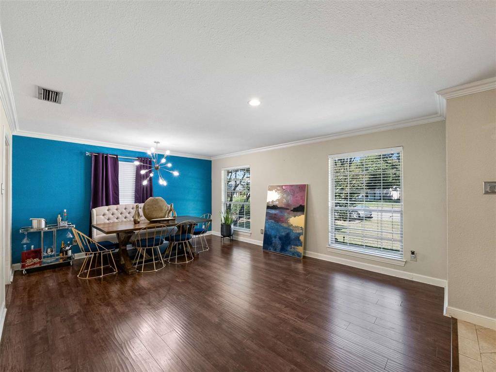 Farmers Branch, TX 75244,3750 Ridgeoak Way