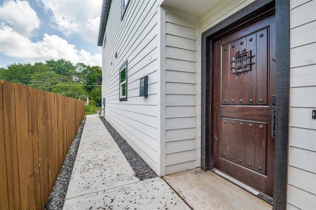 Dallas, TX 75215,3413 Wendelkin Street