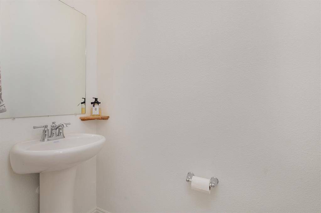 Garland, TX 75043,4517 Waterglass Street