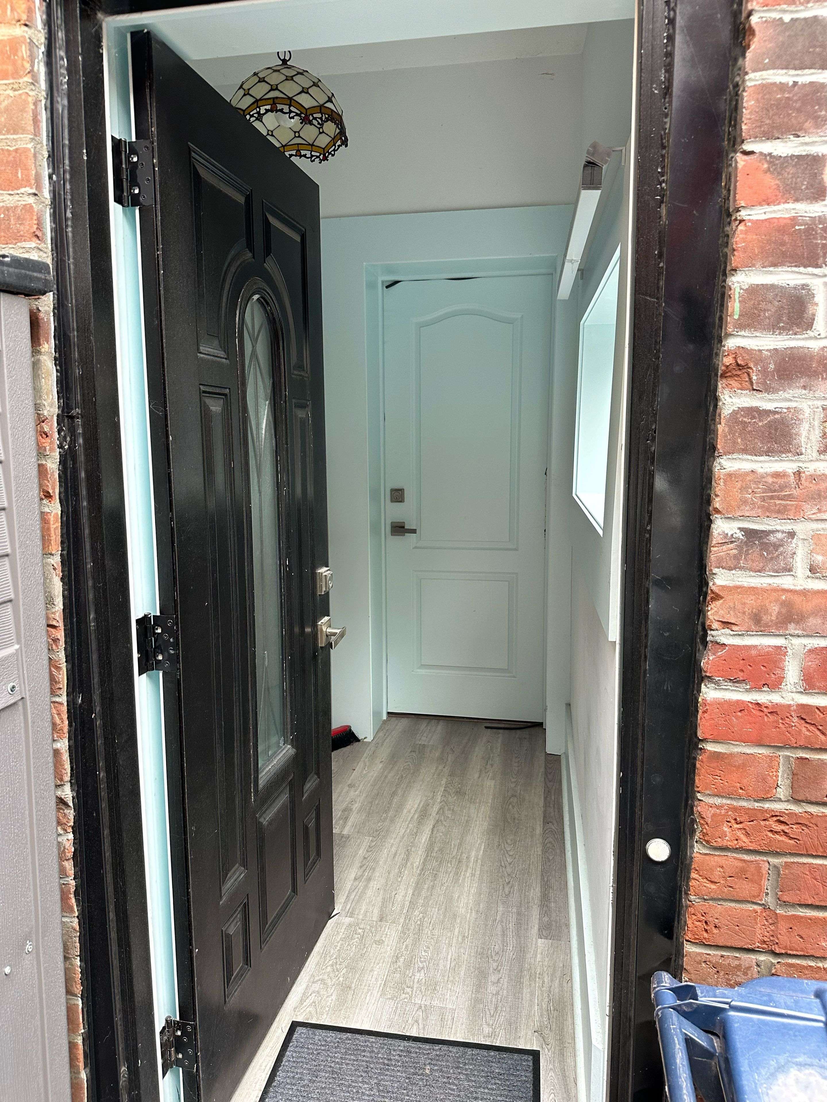 Toronto C01, ON M6J 2J6,48 Euclid AVE #Lower